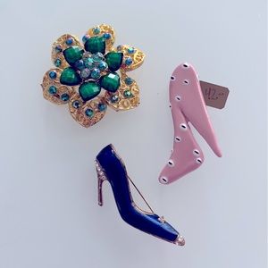 BROOCH BUNDLE
